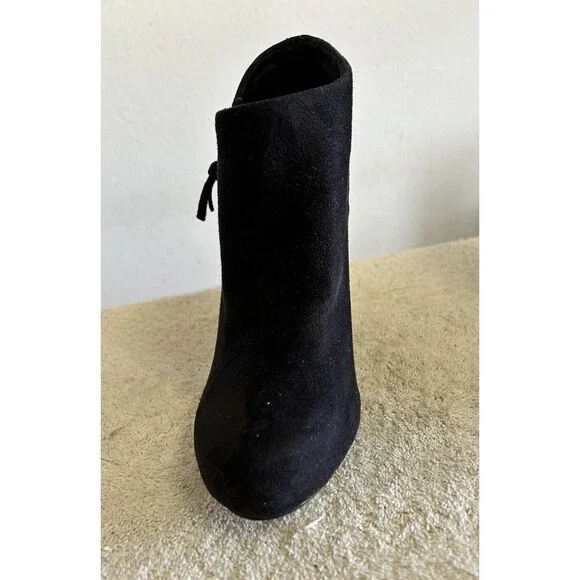 Madden Girl Black Fabric Coated Lopezzz Ankle Booties Boots Zip Size 6M - Picture 5 of 13